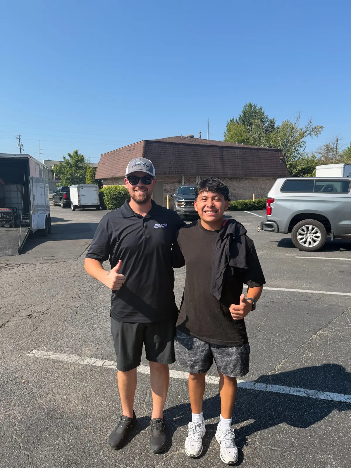 Jesse Domingo building relationships within the professional detailing community